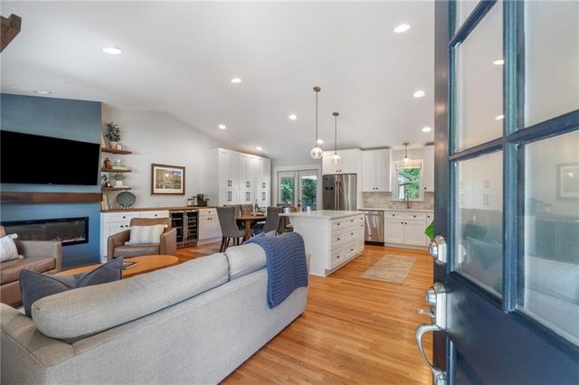 2708 Frontier Trail, Atlanta, GA 30341
