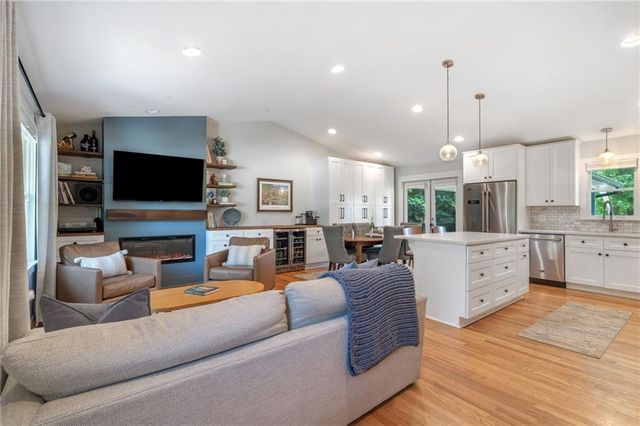 2708 Frontier Trail, Atlanta, GA 30341