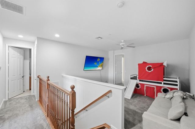 135 SW WALKING Path, Stuart, FL 34997