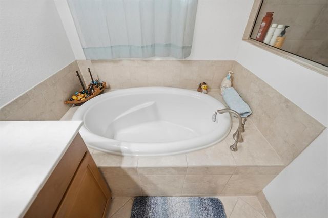 135 SW WALKING Path, Stuart, FL 34997