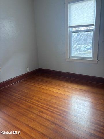 17 Cuyler Avenue 2nd Floor, Albany, NY 12209