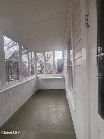 17 Cuyler Avenue 2nd Floor, Albany, NY 12209