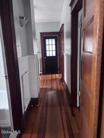 17 Cuyler Avenue 2nd Floor, Albany, NY 12209