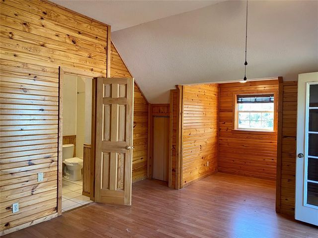 3927 Rocky Ridge Road, Ponca City, OK 74640