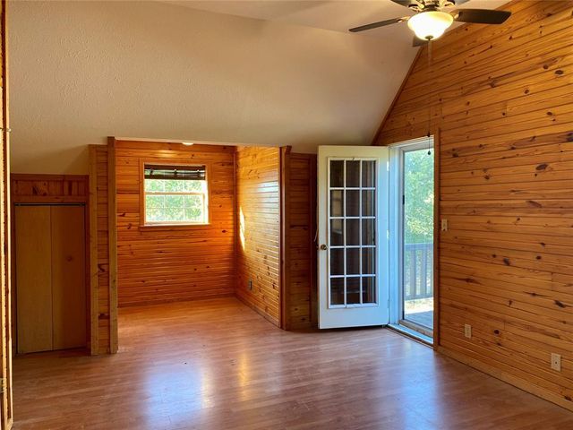 3927 Rocky Ridge Road, Ponca City, OK 74640