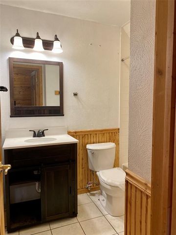 3927 Rocky Ridge Road, Ponca City, OK 74640