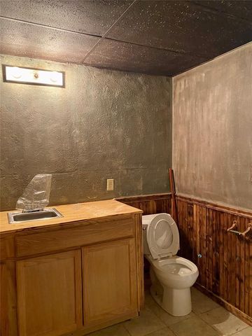 3927 Rocky Ridge Road, Ponca City, OK 74640