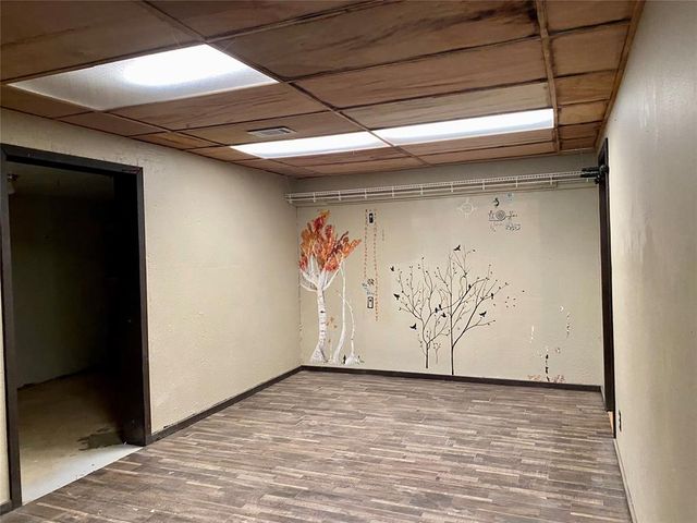 3927 Rocky Ridge Road, Ponca City, OK 74640