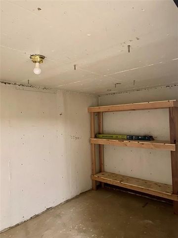 3927 Rocky Ridge Road, Ponca City, OK 74640