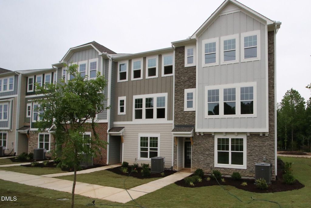 2927 Richardson Road 481, Apex, NC 27502