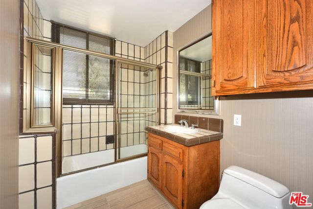 2408 VENUS Drive, Los Angeles, CA 90046