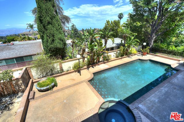 2408 VENUS Drive, Los Angeles, CA 90046