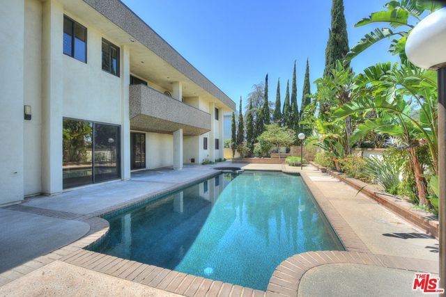2408 VENUS Drive, Los Angeles, CA 90046