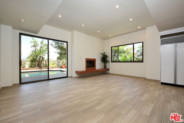 2408 VENUS Drive, Los Angeles, CA 90046