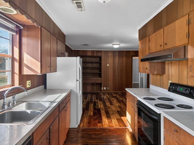 1888 Thrasher Pike, Hixson, TN 37343