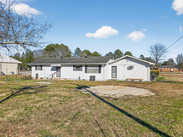 1888 Thrasher Pike, Hixson, TN 37343