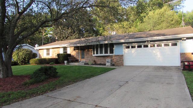 522 Sussex Drive, Janesville, WI 53546