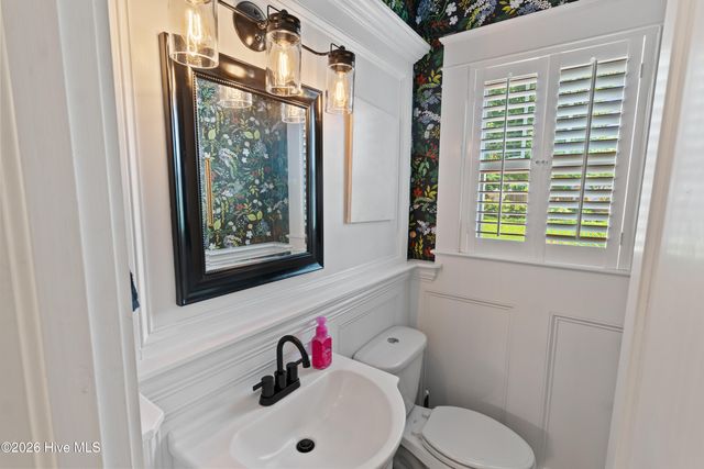 2306 Chestnut Street, Wilmington, NC 28405