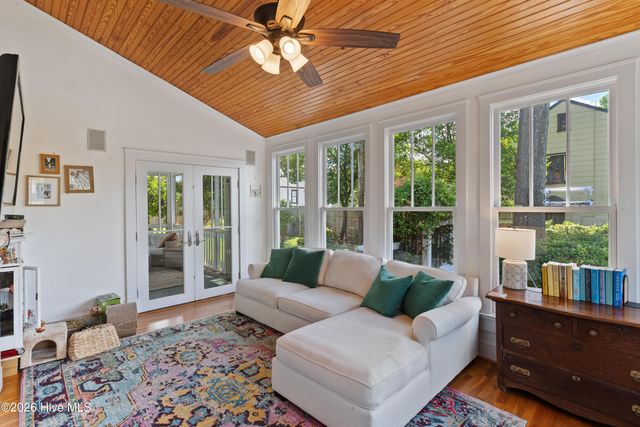 2306 Chestnut Street, Wilmington, NC 28405