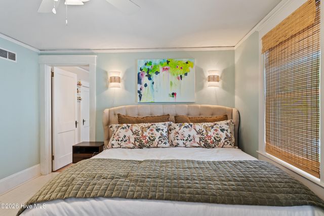 2306 Chestnut Street, Wilmington, NC 28405