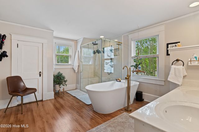 2306 Chestnut Street, Wilmington, NC 28405