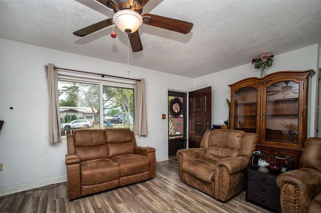 8742 NARCISSUS AVENUE, Seminole, FL 33777