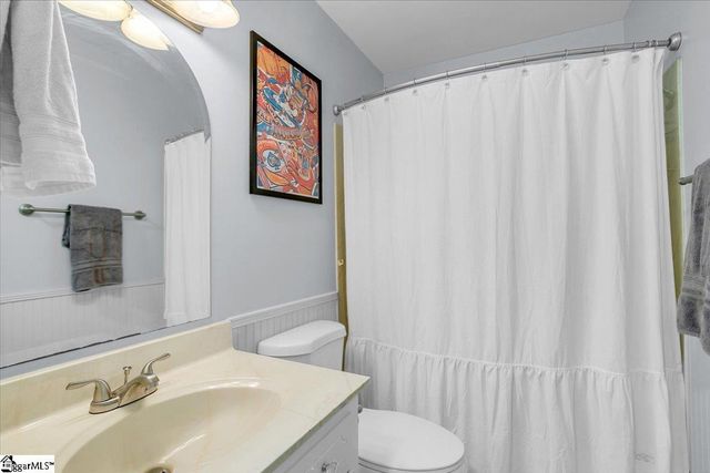 8 Tall Tree Lane, Taylors, SC 29687