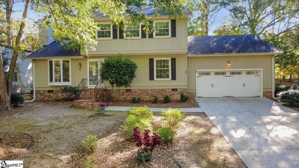 8 Tall Tree Lane, Taylors, SC 29687