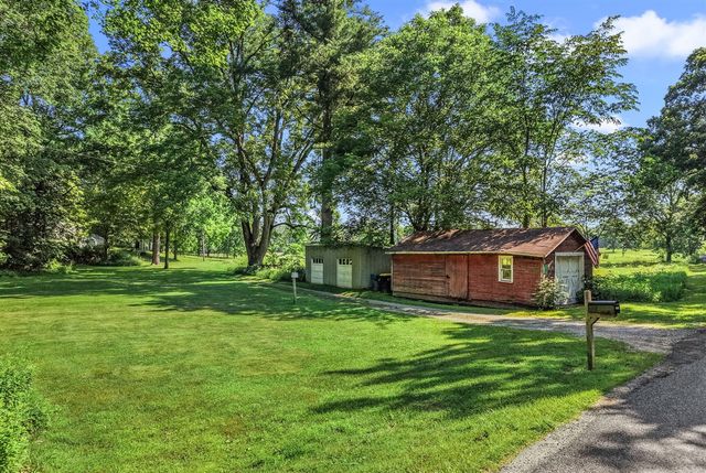 5515 Kaiser Road, Sawyer, MI 49125