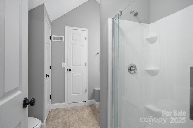 54 Lake Pointe Circle, Hendersonville, NC 28792