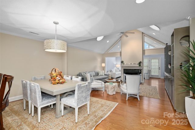 54 Lake Pointe Circle, Hendersonville, NC 28792