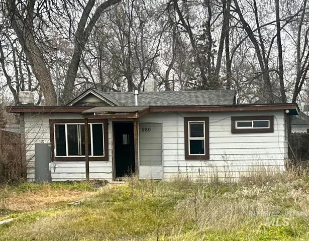 980 N Clithero Dr, Boise, ID 83703