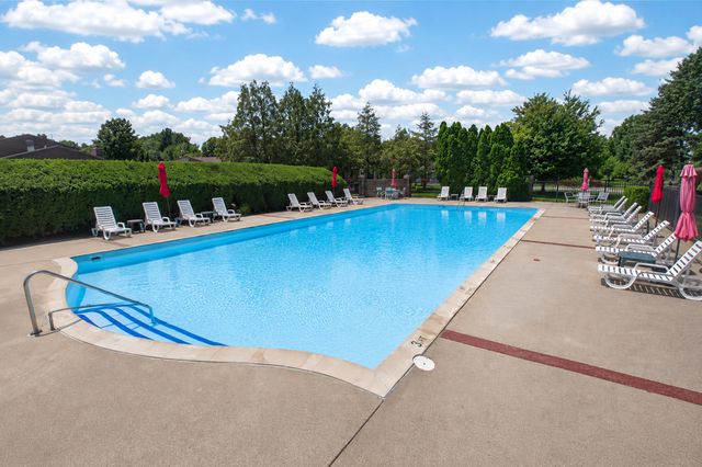 2553 Bristol Terrace, St. Joseph, MI 49085