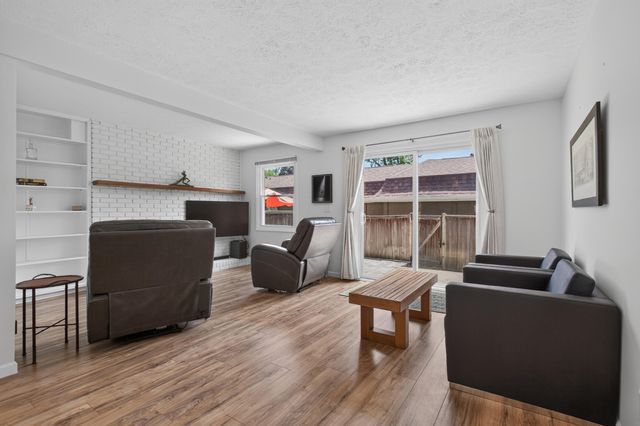 2553 Bristol Terrace, St. Joseph, MI 49085