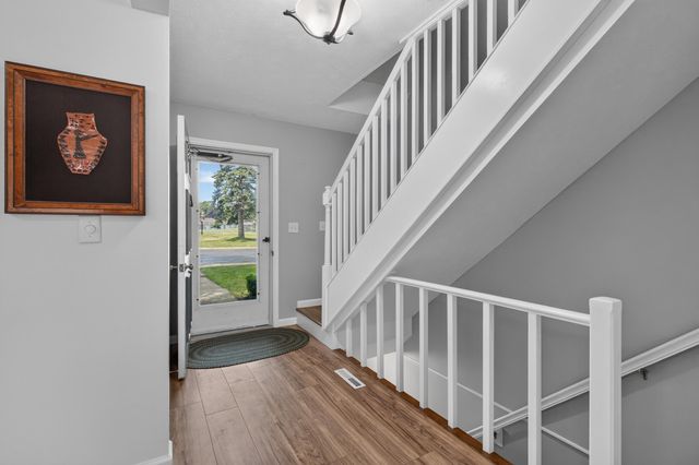 2553 Bristol Terrace, St. Joseph, MI 49085