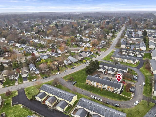 1637 Park Row Drive, Columbus, OH 43235