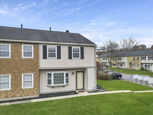 1637 Park Row Drive, Columbus, OH 43235