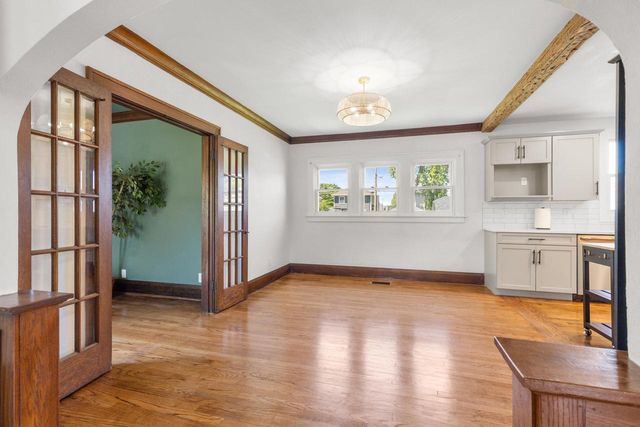 612 Marquette AVENUE, South Milwaukee, WI 53172