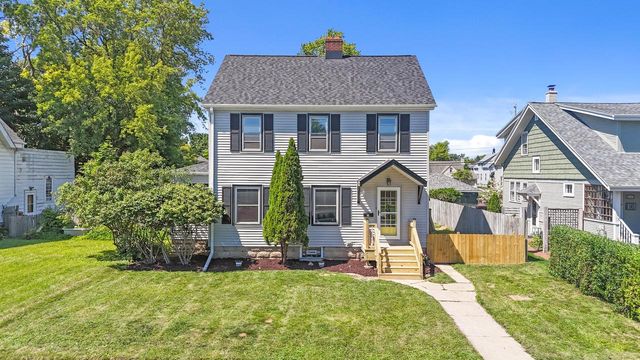 612 Marquette AVENUE, South Milwaukee, WI 53172