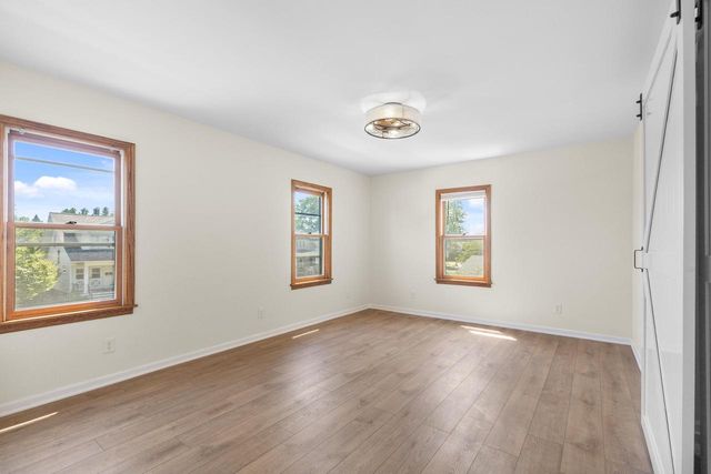 612 Marquette AVENUE, South Milwaukee, WI 53172