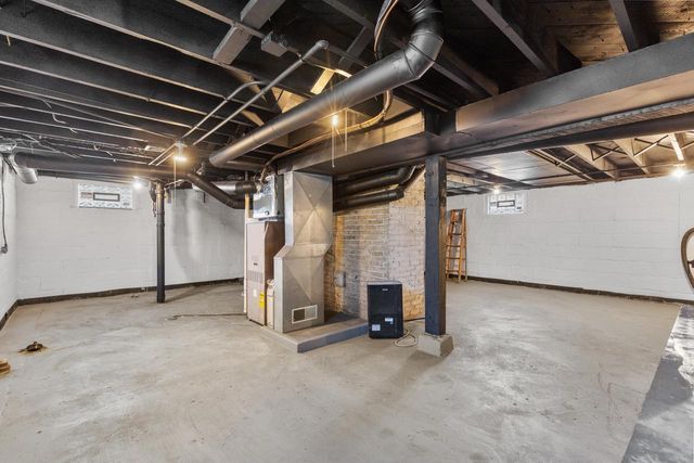 612 Marquette AVENUE, South Milwaukee, WI 53172
