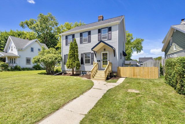612 Marquette AVENUE, South Milwaukee, WI 53172