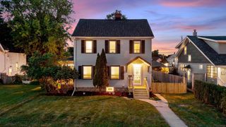 612 Marquette AVENUE, South Milwaukee, WI 53172