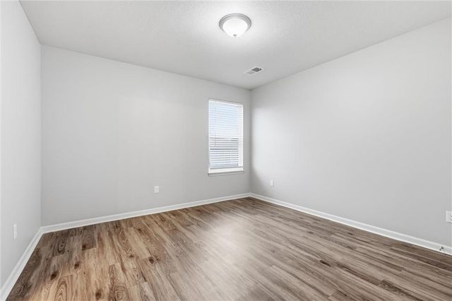 21305 W 215th Terrace, Spring Hill, KS 66083