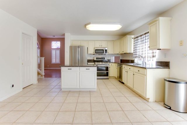 751 La Baig Drive, Hollister, CA 95023