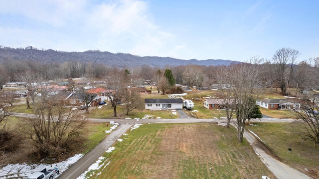 178 Indian Hills Circle, Vanceburg, KY 41179