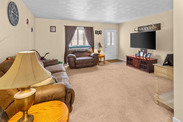 178 Indian Hills Circle, Vanceburg, KY 41179