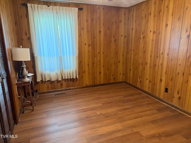2820 Highway 67, Mountain City, TN 37683