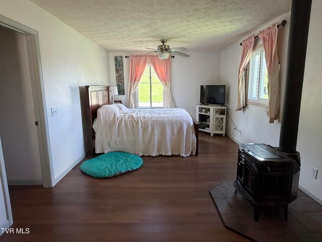 2820 Highway 67, Mountain City, TN 37683