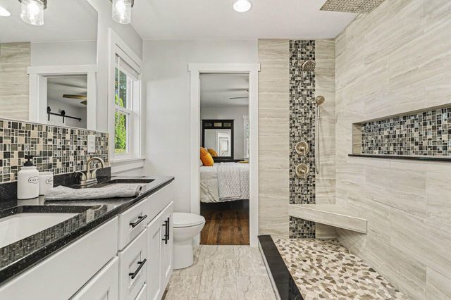 6571 W Johnson Road, La Porte, IN 46350